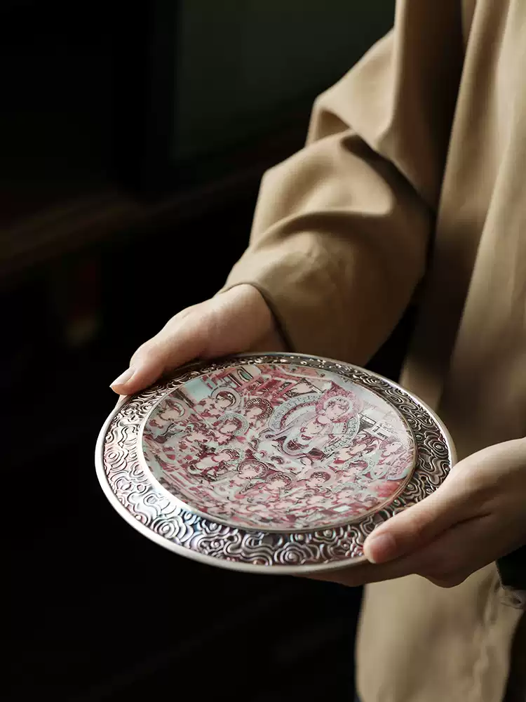Hand-painted Dunhuang Buddha Plate with Silver Detailing