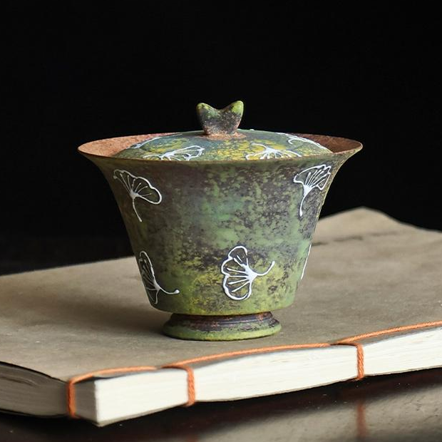Hand-painting Ginkgo Leaf Motif Ceramic Gaiwan Tea Cup
