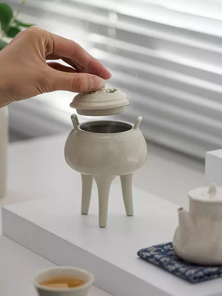 Vintage Three-Legged Ceramic Incense Burner with Traditional Chinese Design