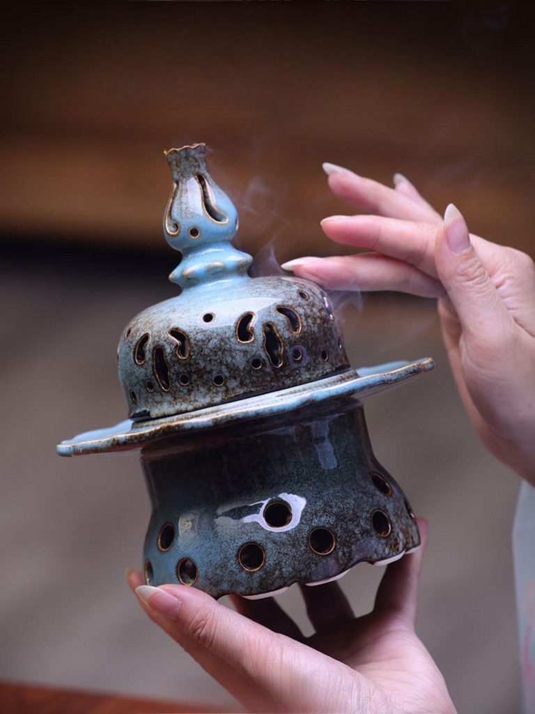 Ceramic Incense Burner with Traditional Blue Glaze