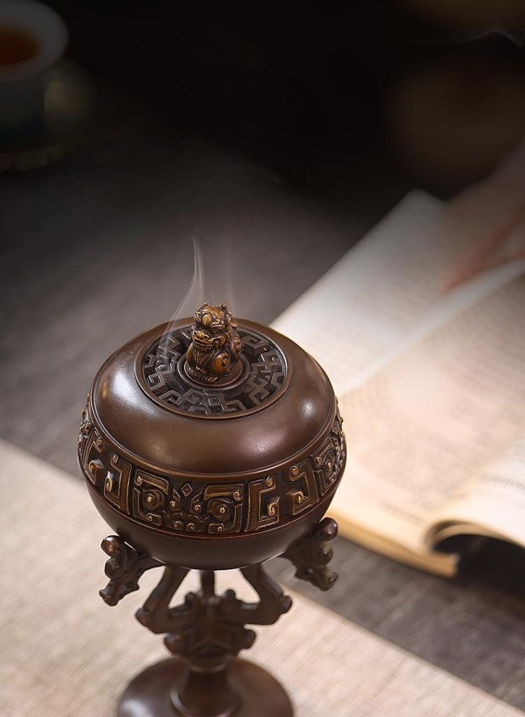 Shang Dynasty-Style Bronze Incense Burner