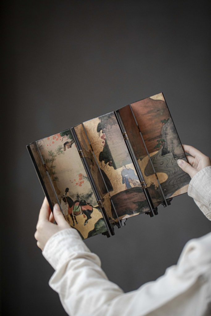 Chinese Decorative Mini Folding Screen Double-Sided