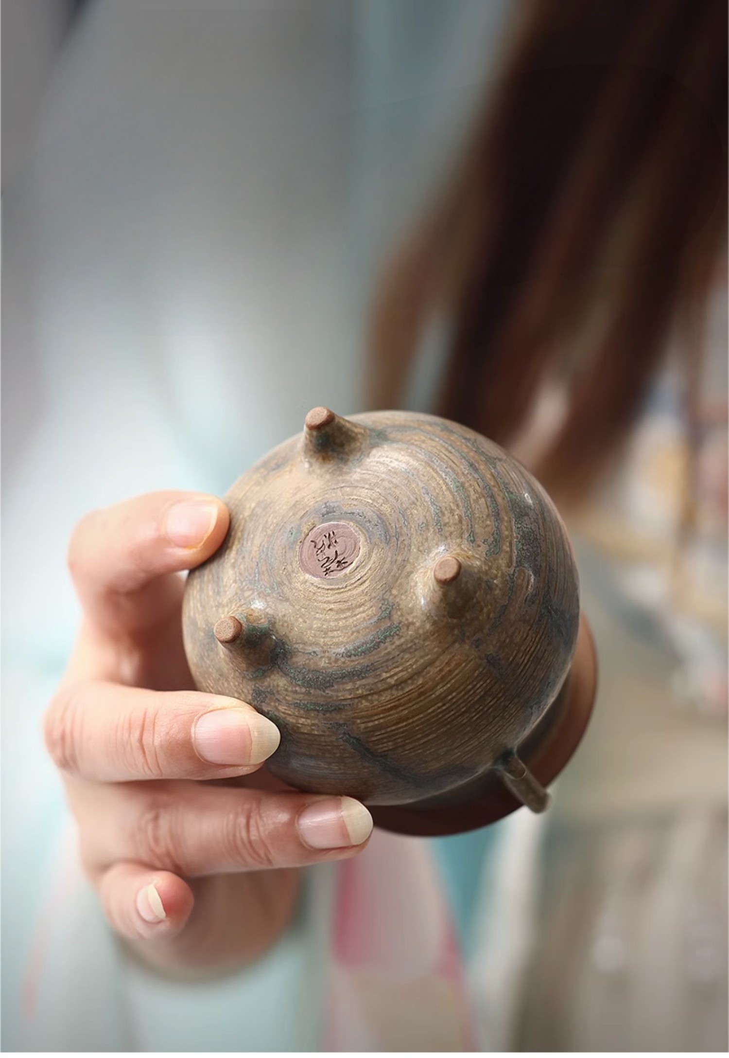 Handmade Song-Style Lacquered Ceramic Incense Burner