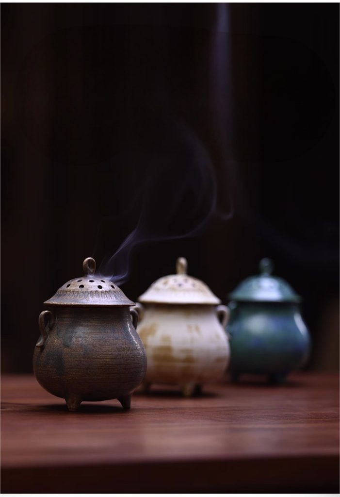 Handmade Song-Style Lacquered Ceramic Incense Burner
