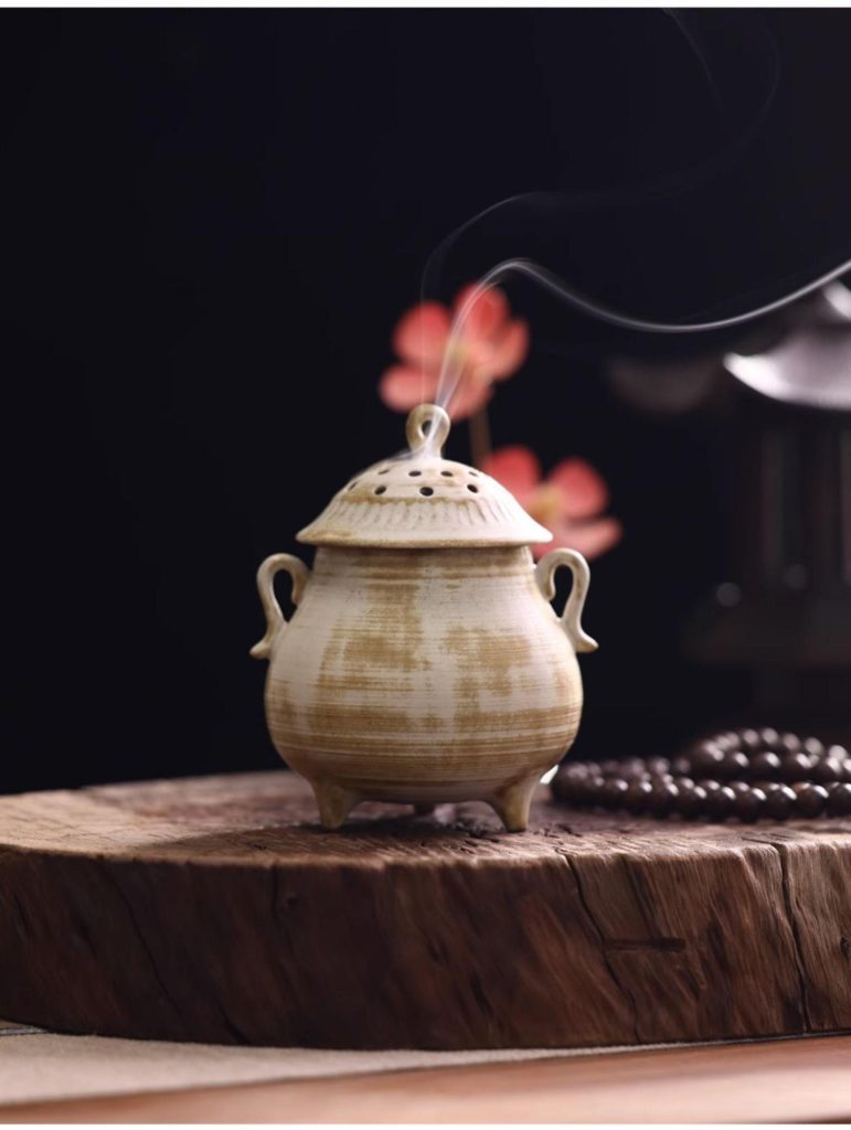 Handmade Song-Style Lacquered Ceramic Incense Burner