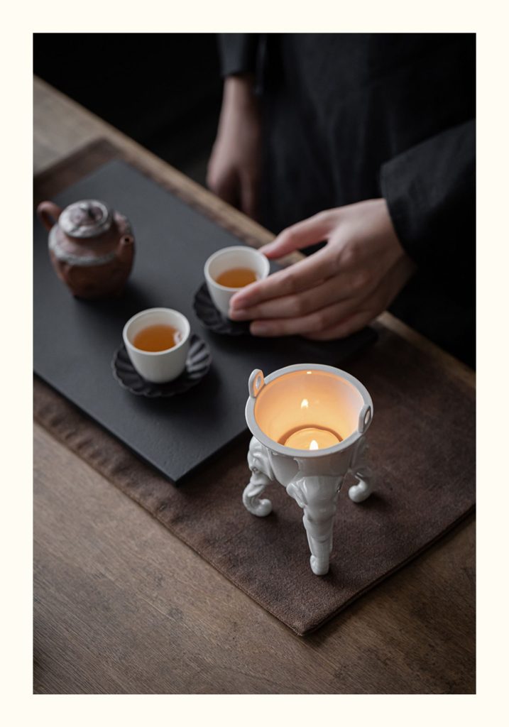 Multi-Use Elephant Heads Ceramic Incense Burner