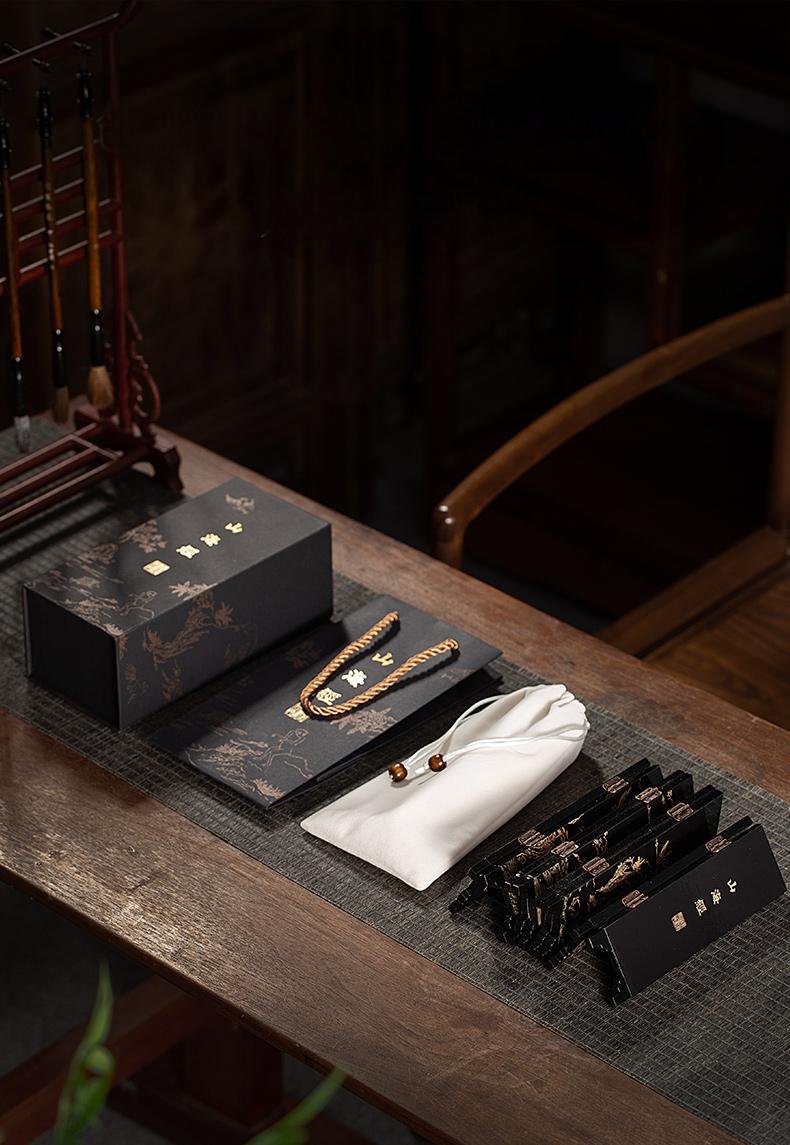 Mythical Mini Folding Screen Decor Inspired by Shanhai Jing