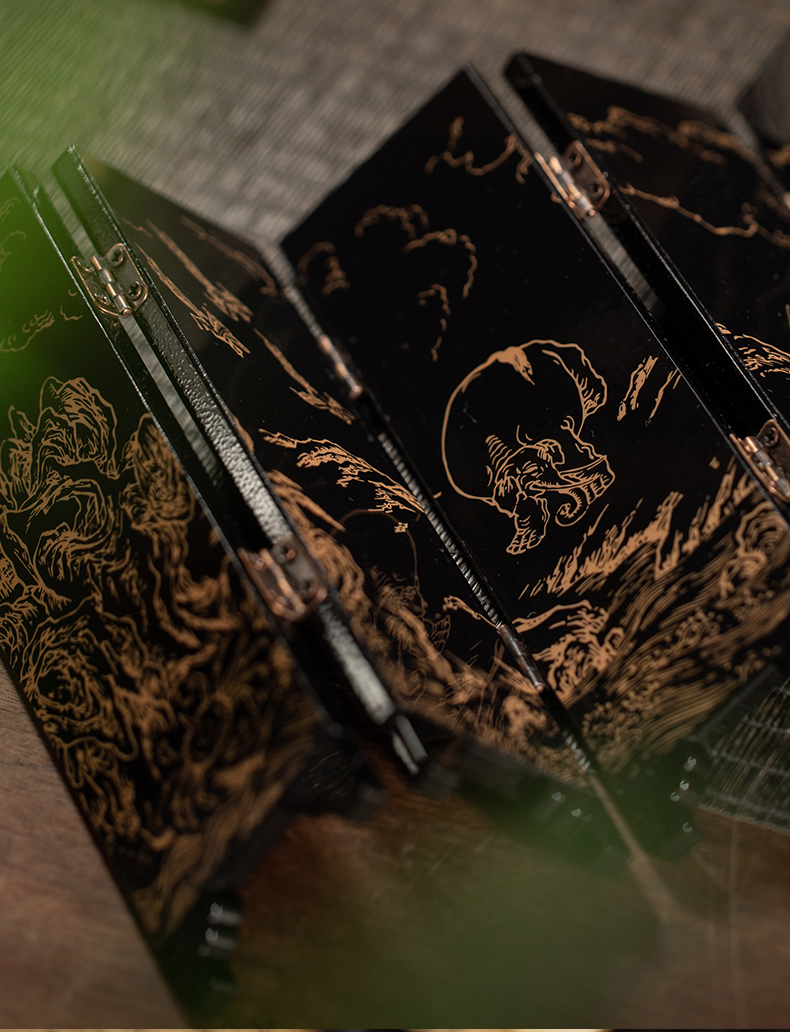 Mythical Mini Folding Screen Decor Inspired by Shanhai Jing