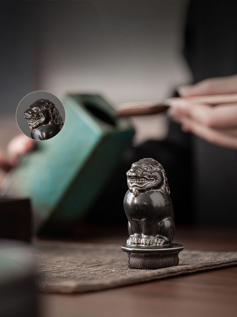 Green Ceramic Tea Caddy Jar with Guardian Lion Lid
