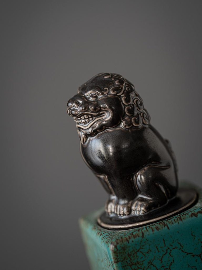 Green Ceramic Tea Caddy Jar with Guardian Lion Lid