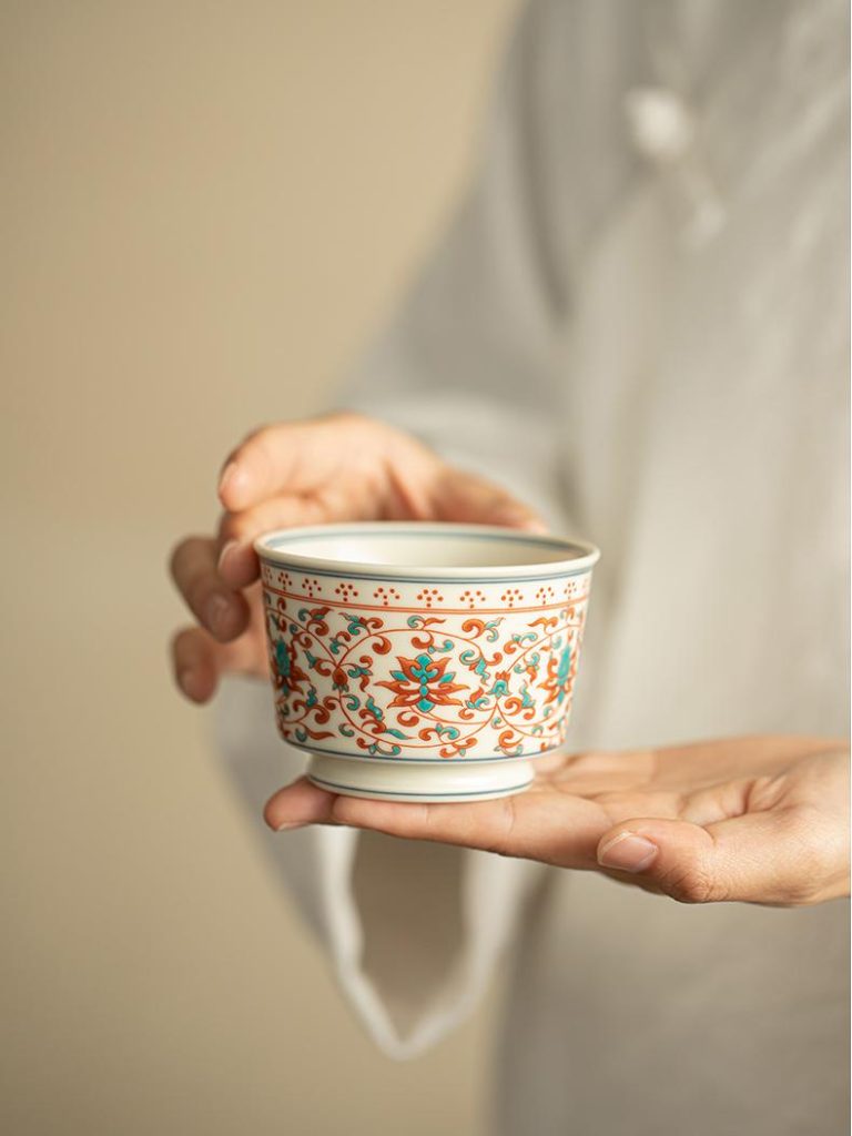 Red-Green Lotus Branch Ceramic Tea Cup