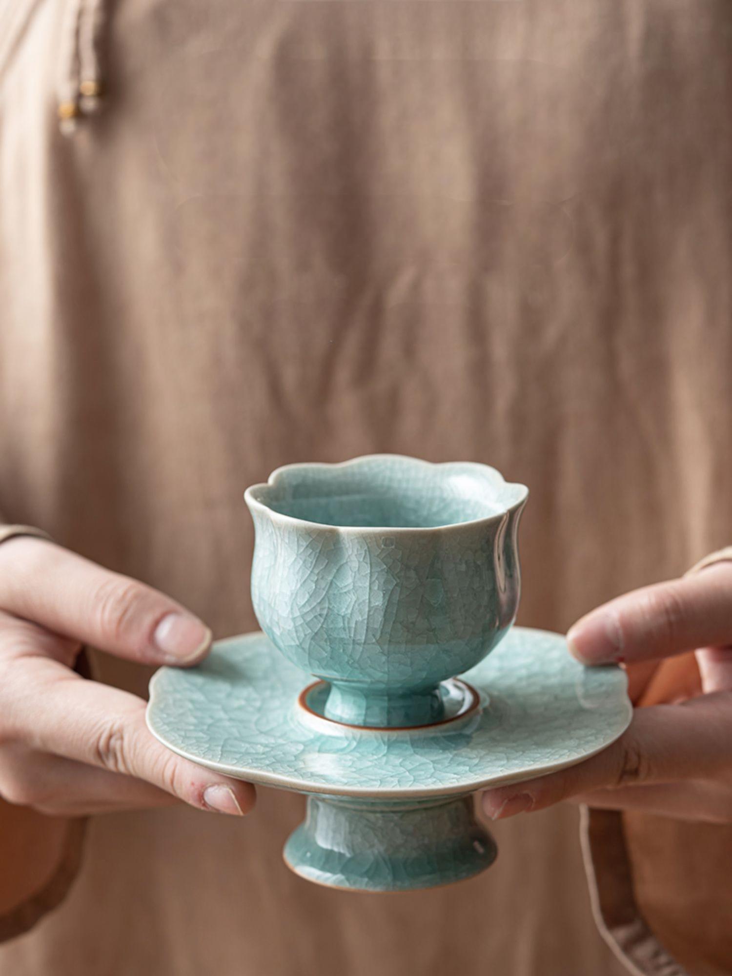 Flower-Rim Teacup Saucer Set