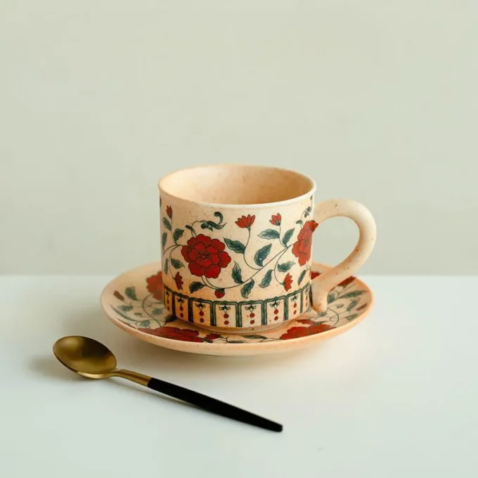 Red Lotus Ceramic Coffee Cup with Saucer – Oriental Artistry for Modern Living